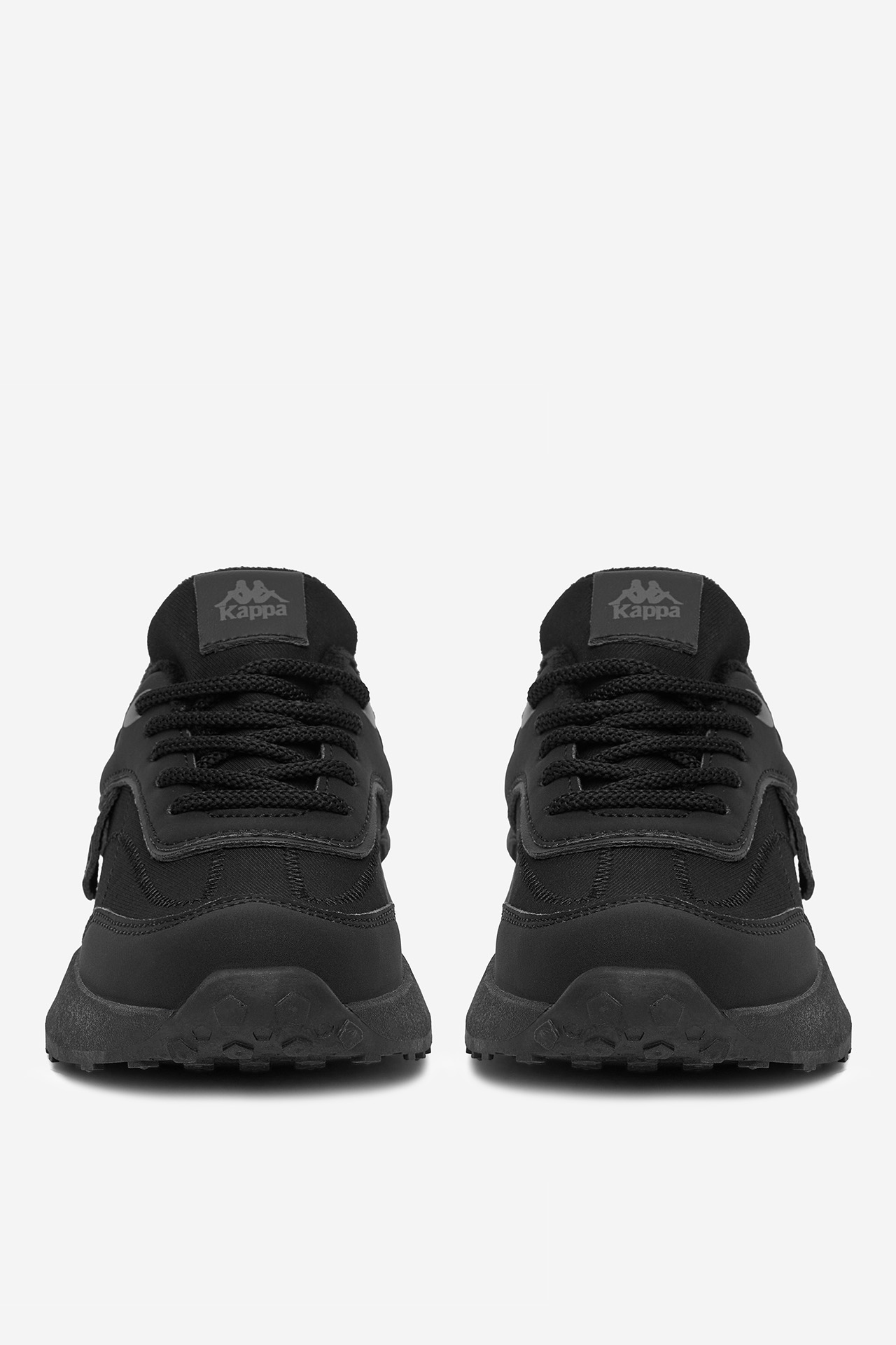 Sneakersy Černá
