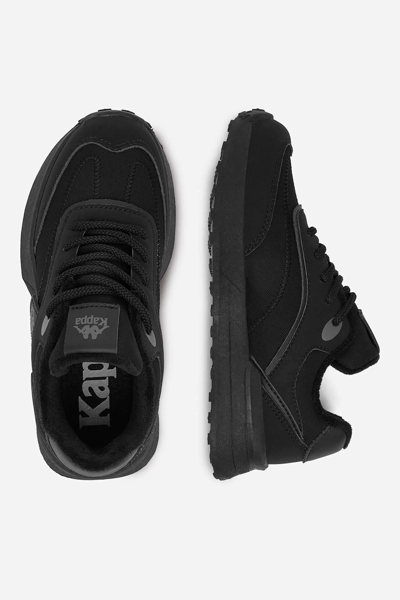 Sneakersy Černá