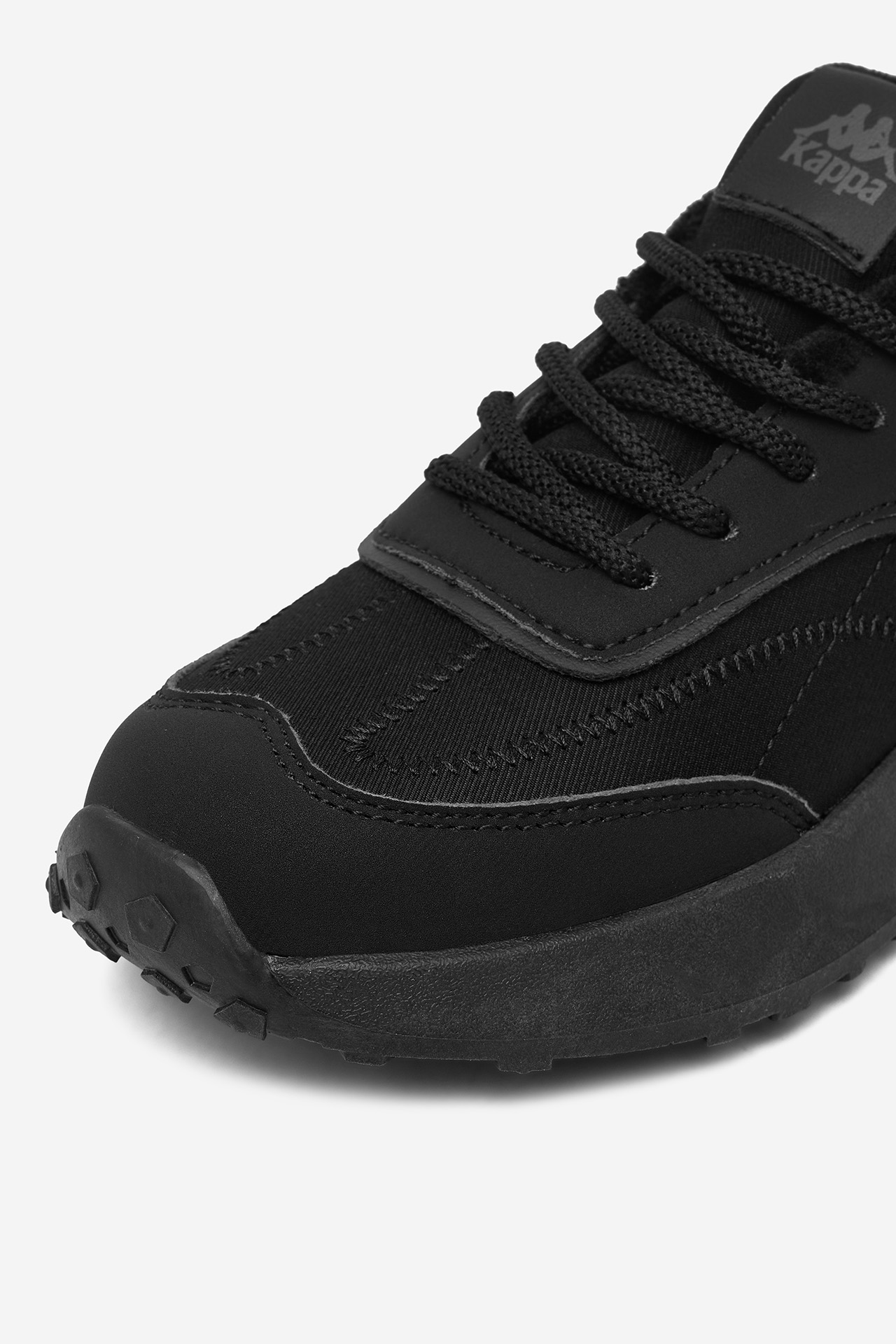 Sneakersy Černá
