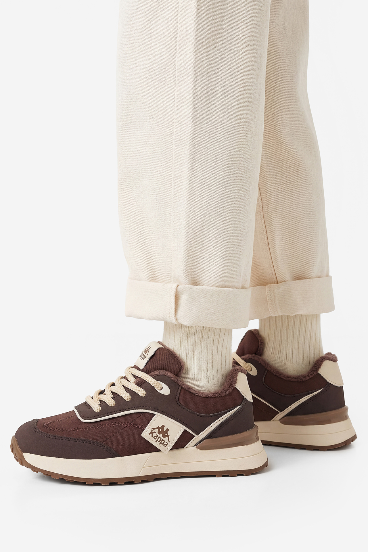 Sneakersy Tmavě hnědá