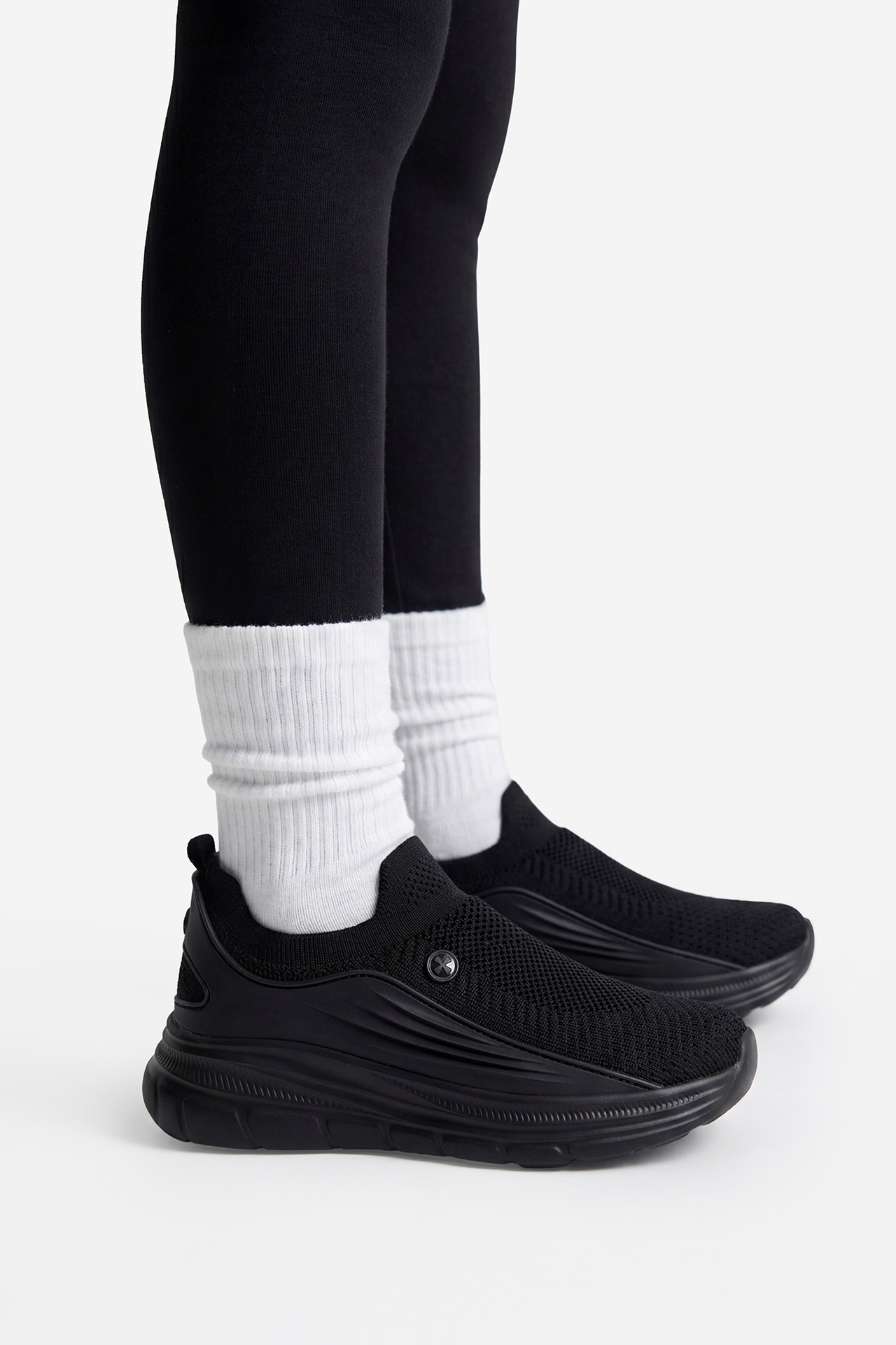 Sneakersy Černá