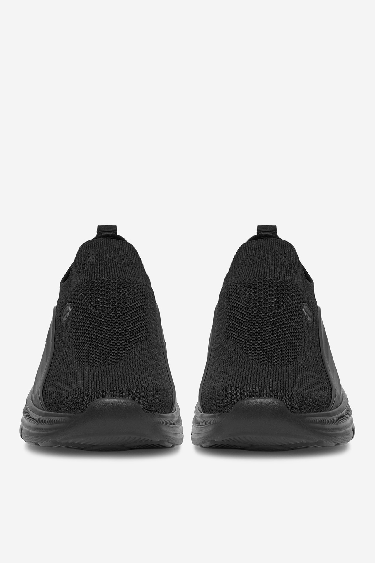 Sneakersy Černá