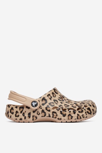 Plážové pantofle Crocs C-BAYA SEASONAL PRINTED CLOG 206230-2UA Hnědá