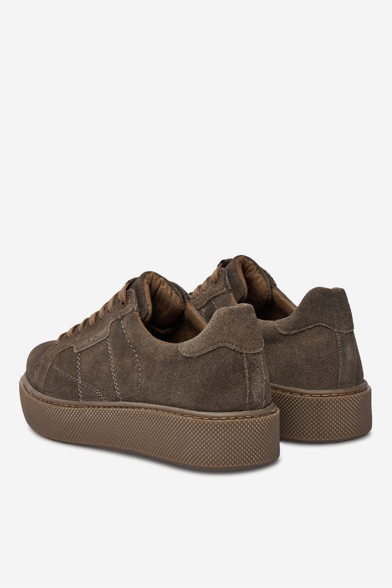 Sneakersy Hnědá