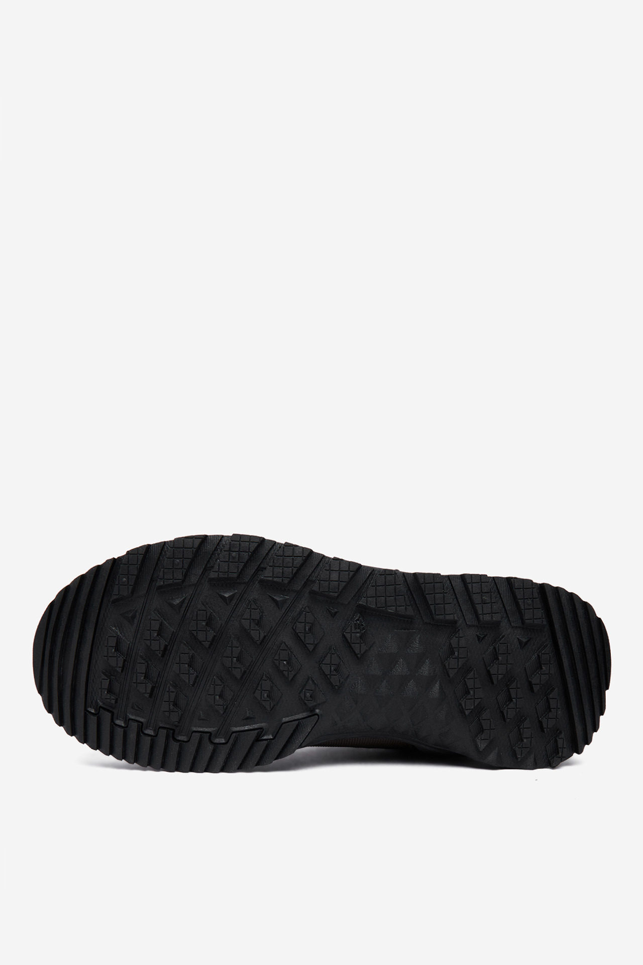 Sneakersy