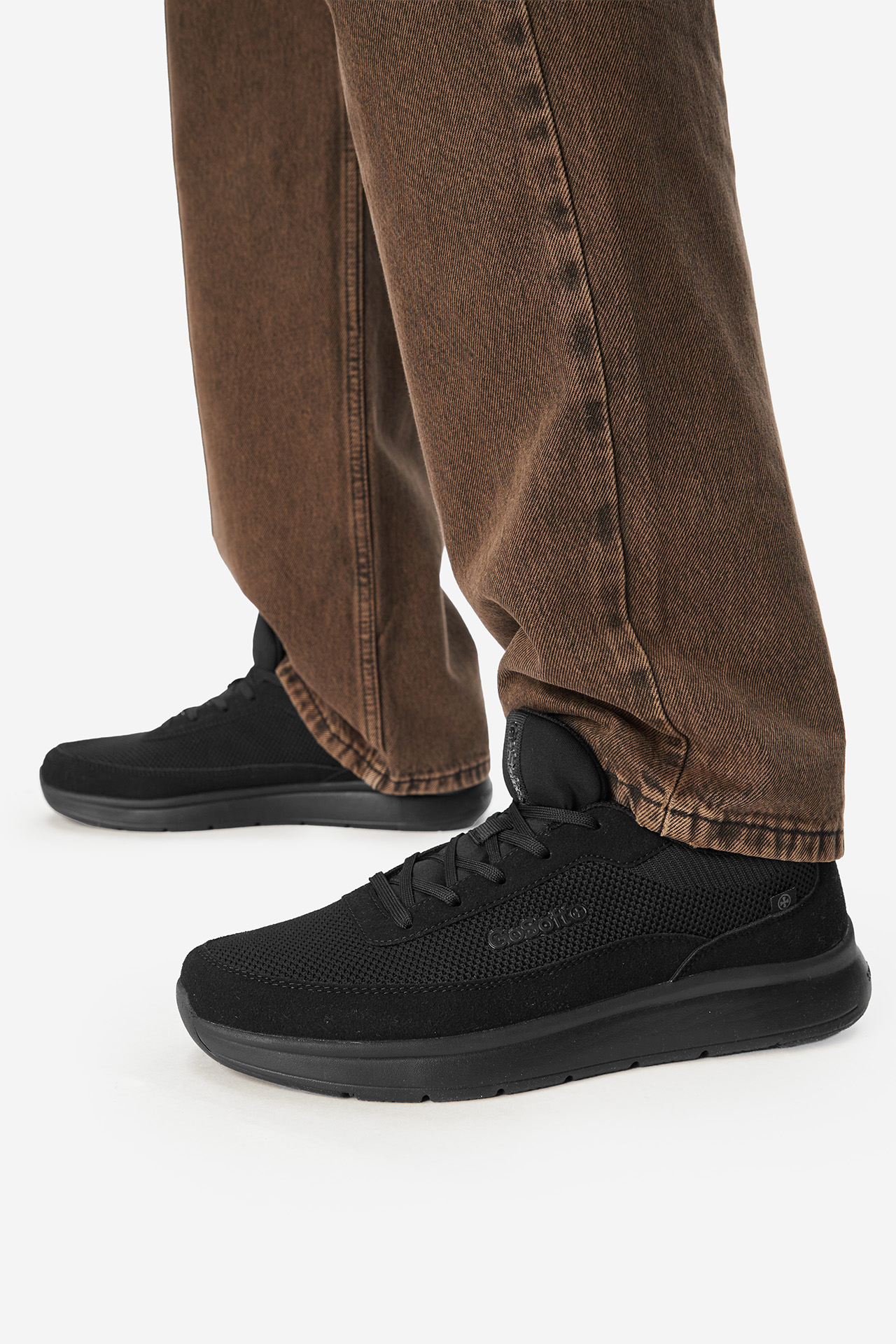 Sneakersy Černá