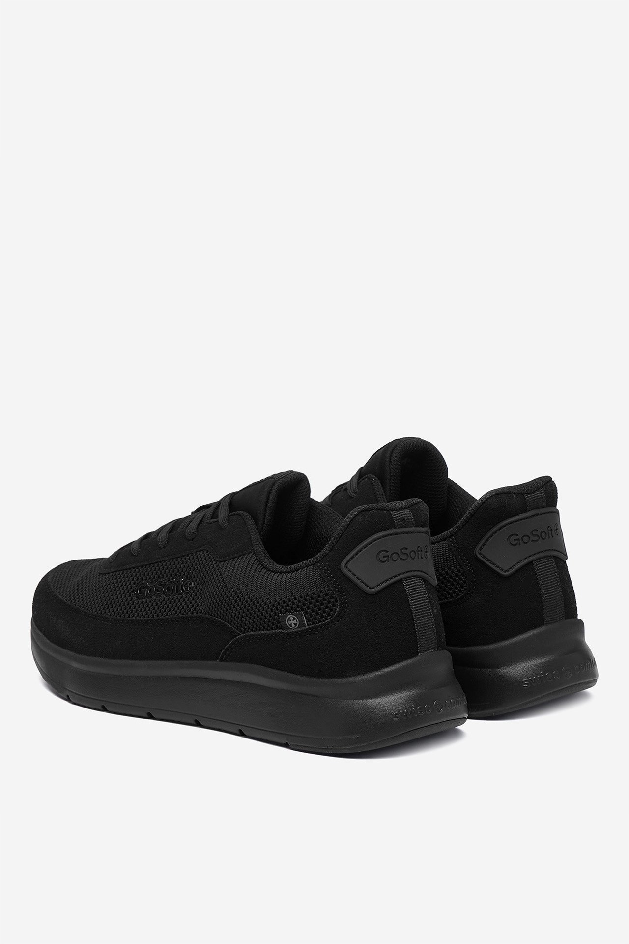 Sneakersy Černá