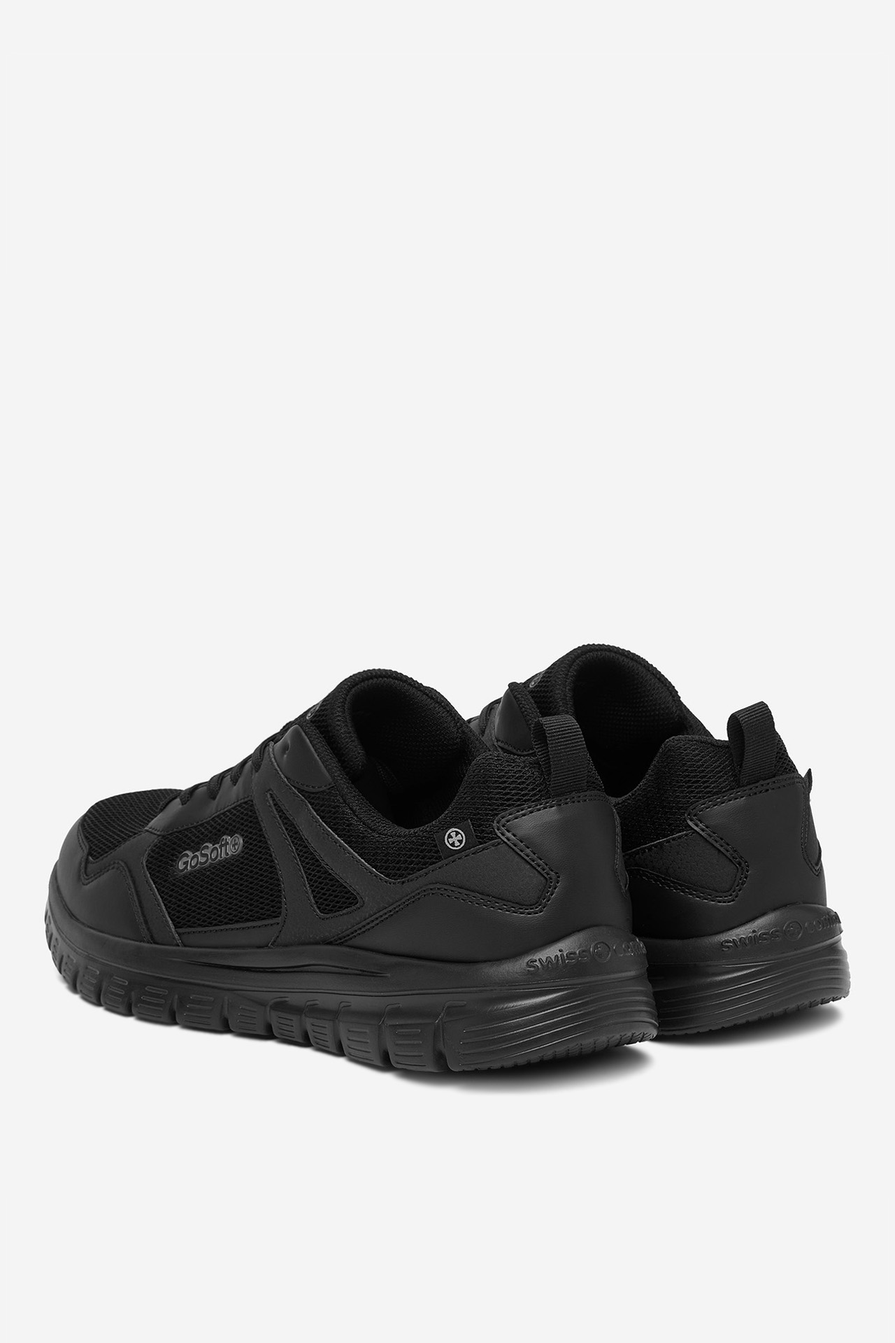 Sneakersy Černá
