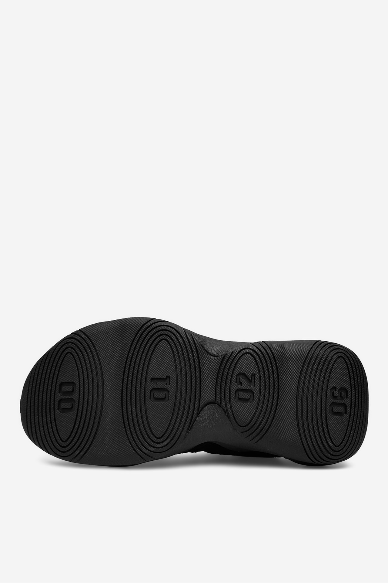 Sneakersy Černá