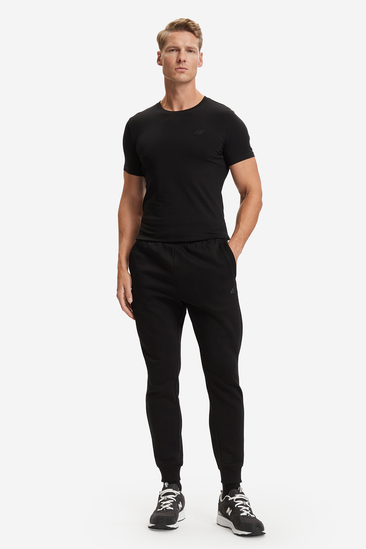 T-shirt 4F 4FWMM00TTSHM4576-20S Czarny