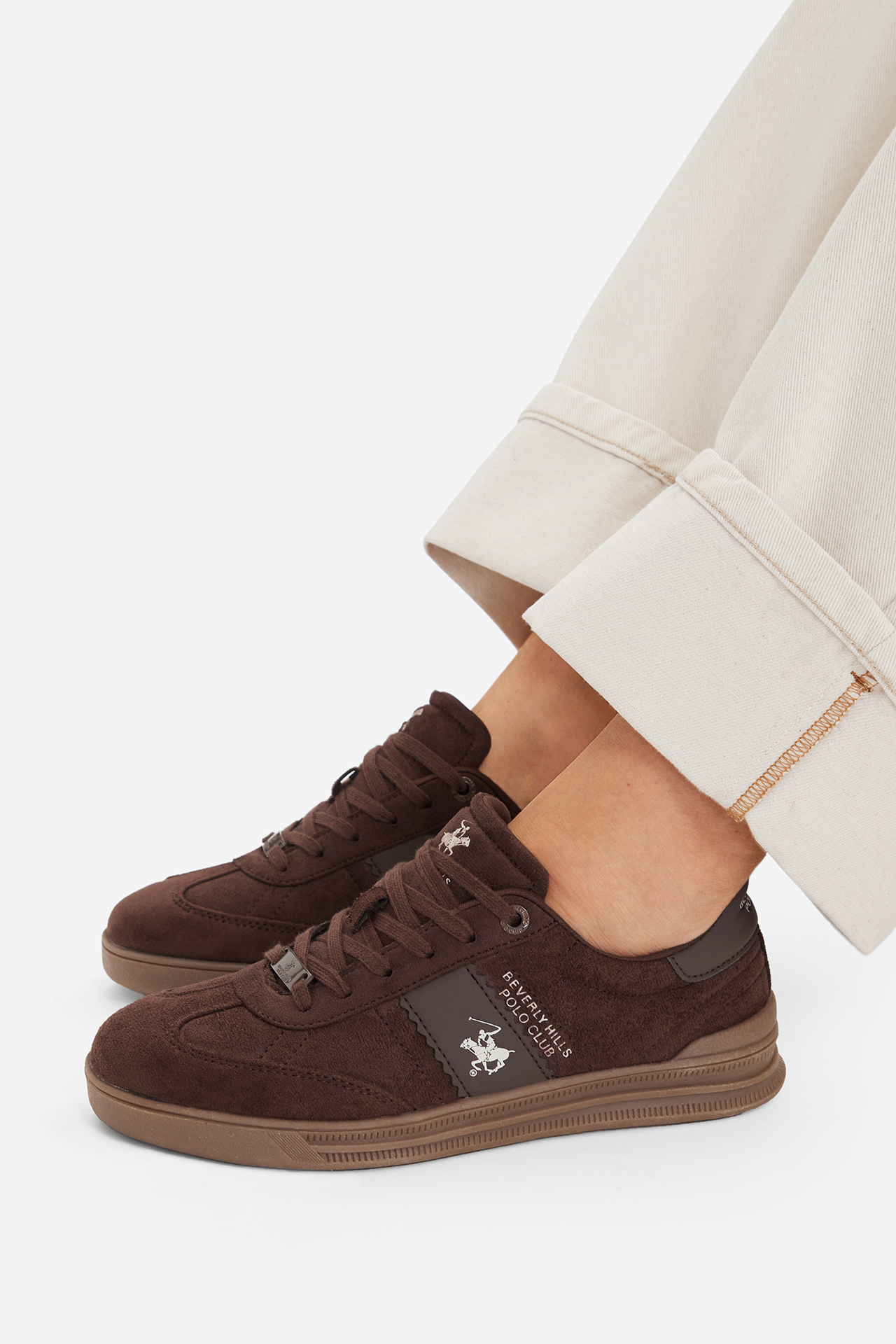 Sneakersy Tmavě hnědá