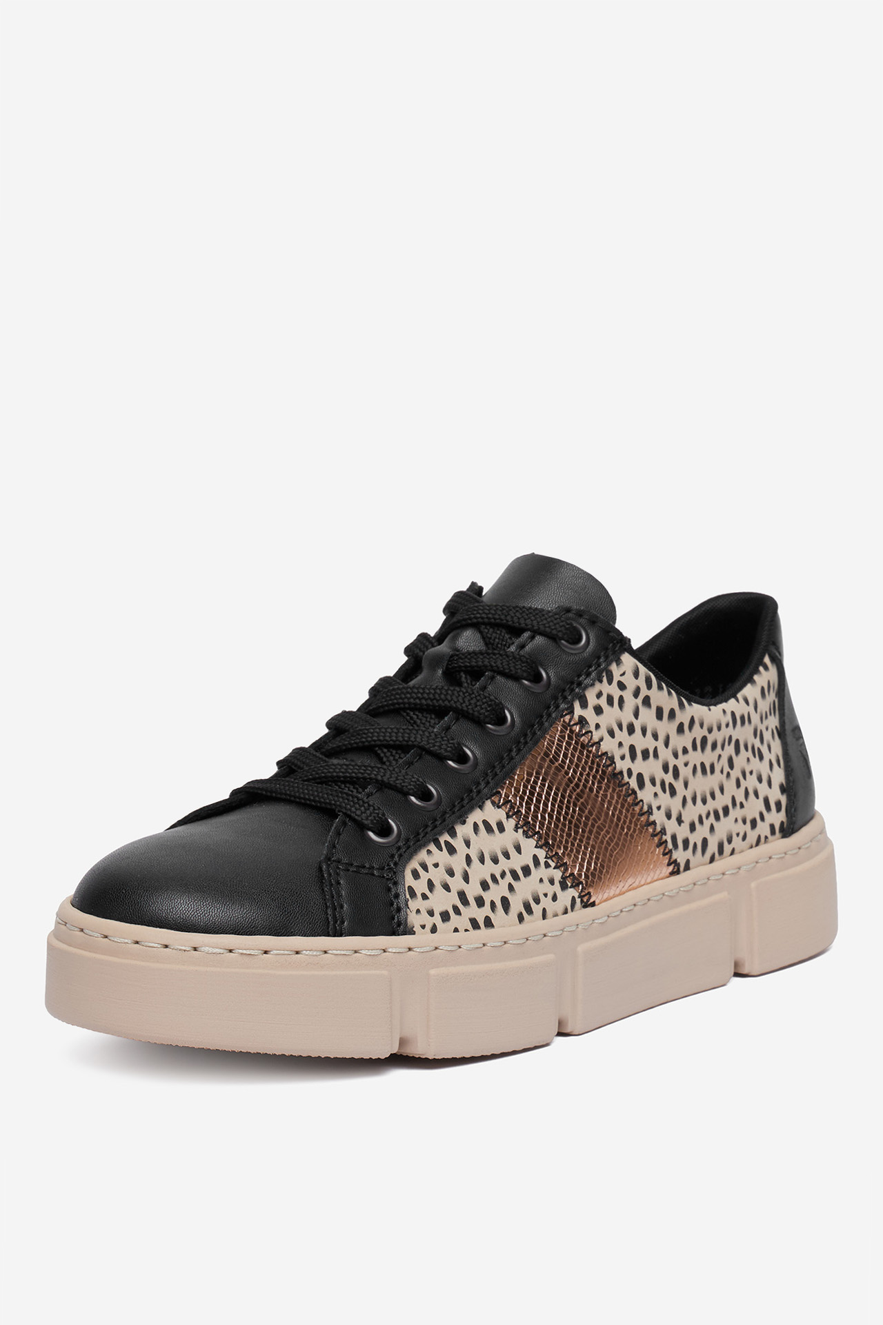 Sneakersy Černá