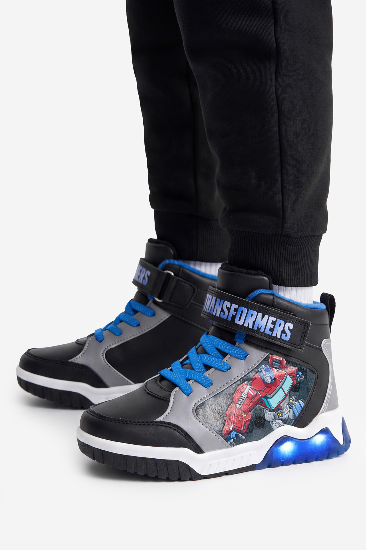 Sneakersy Černá