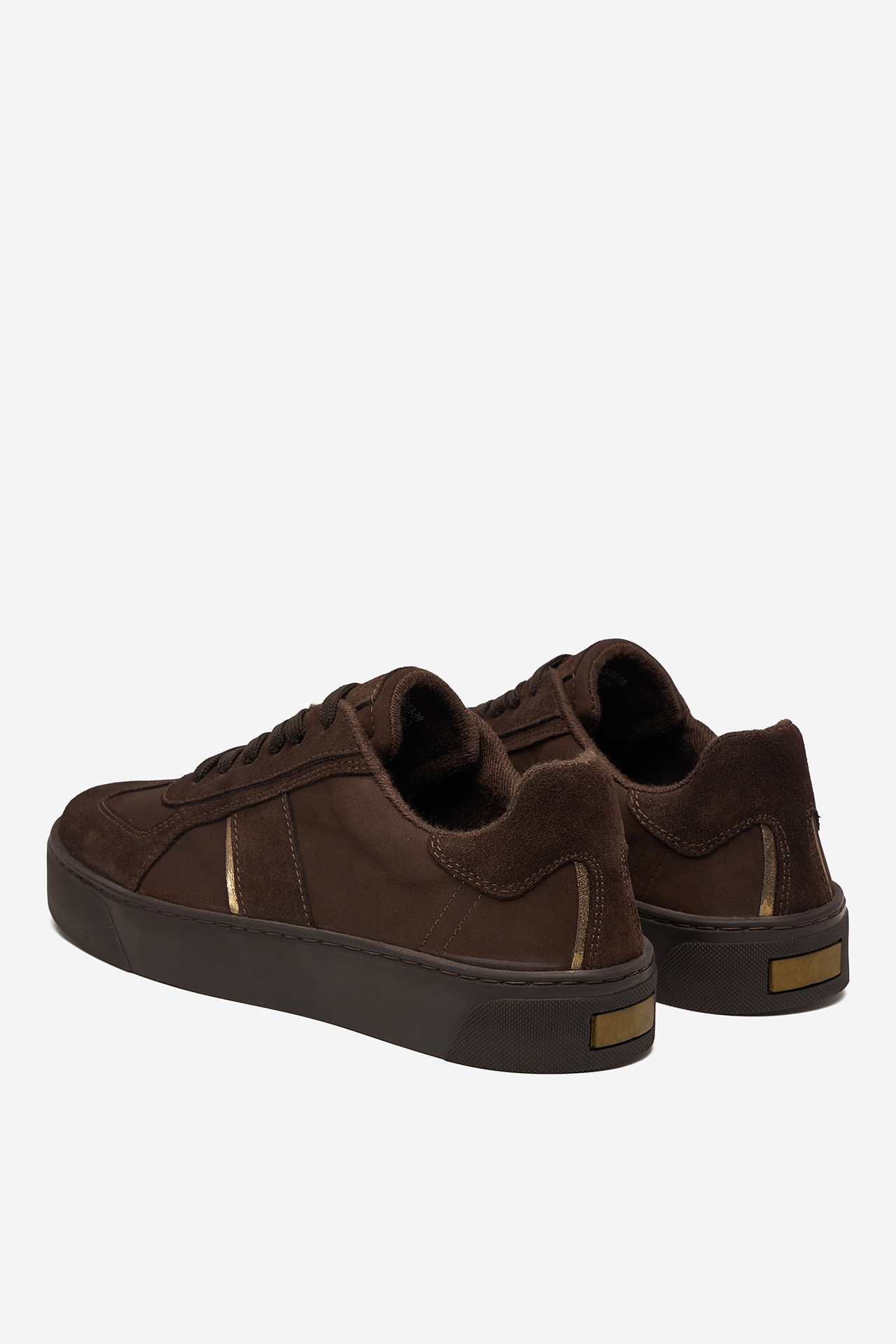 Sneakersy Tmavě hnědá