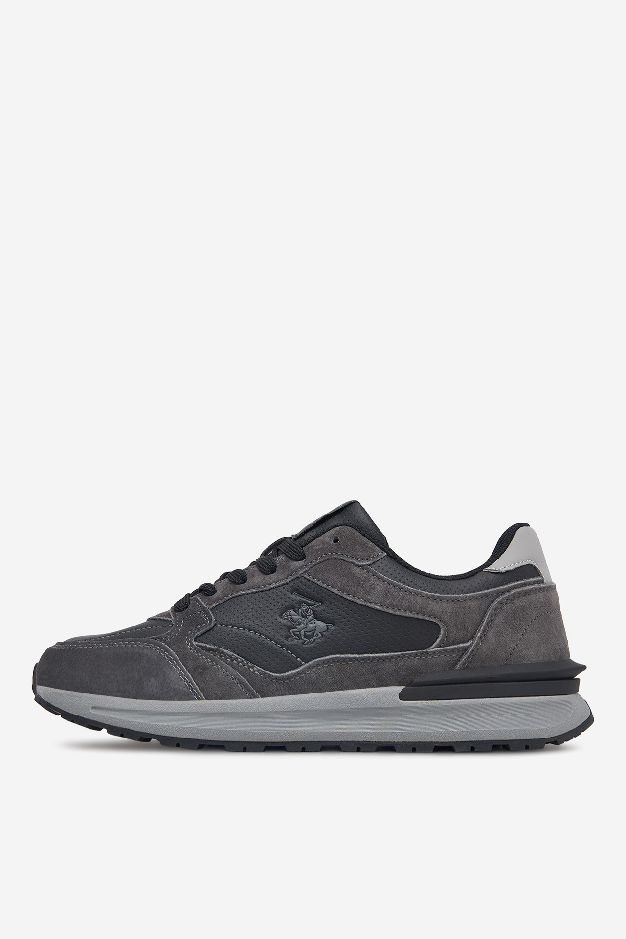Sneakersy