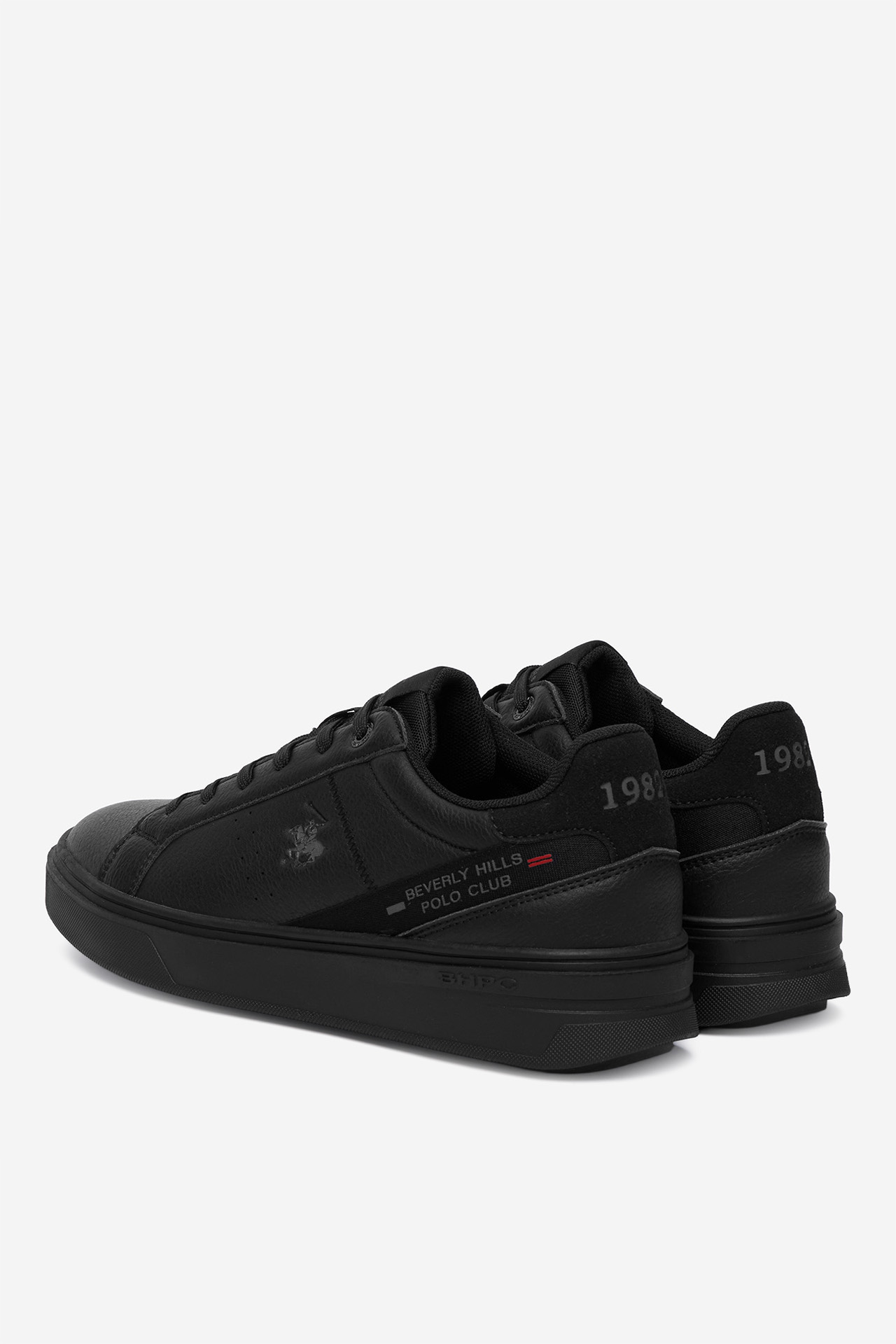 Sneakersy Černá