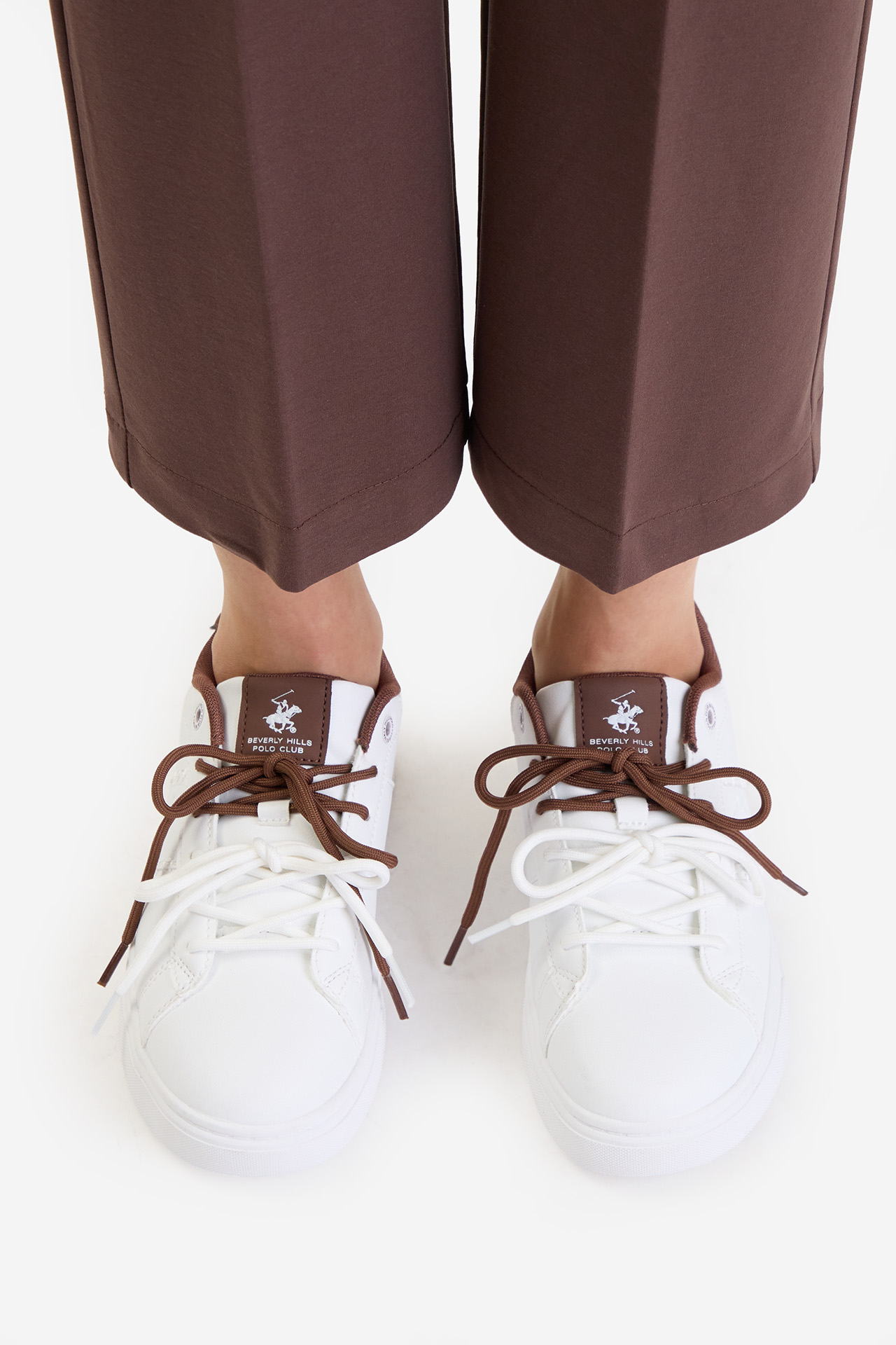 Sneakersy Bílá