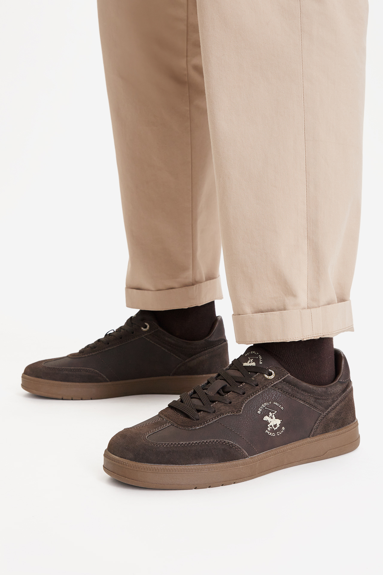 Sneakersy Tmavě hnědá