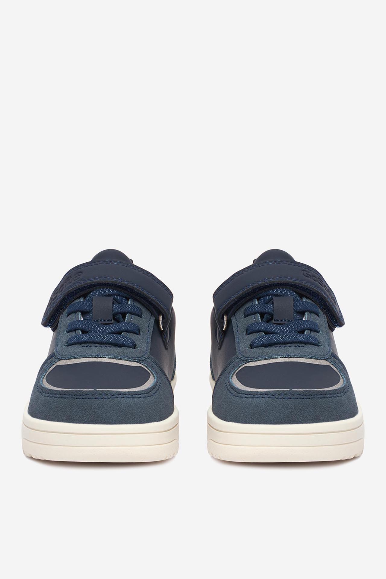 Sneakersy Tmavomodrá