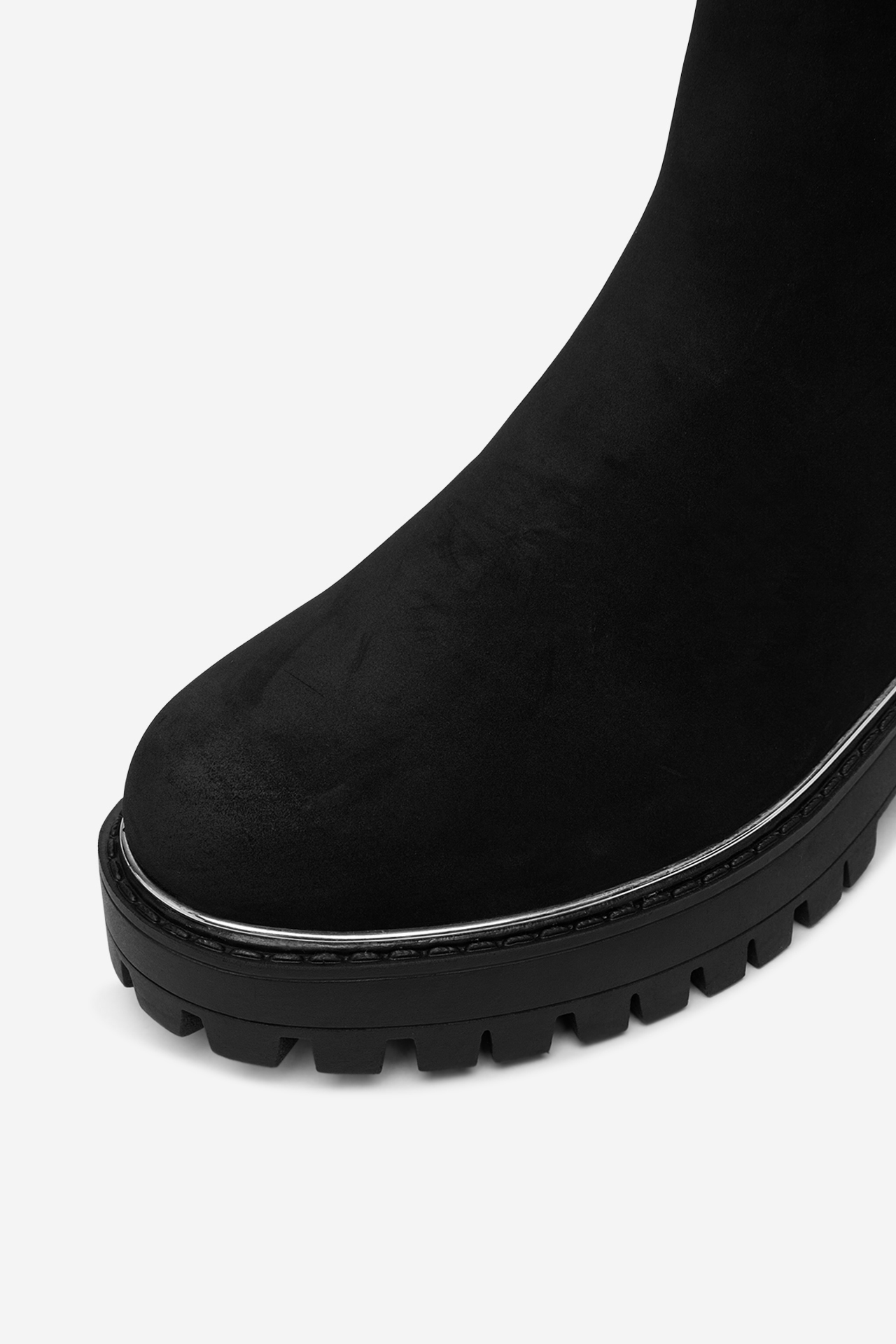 Kotníková obuv s elastickým prvkem Černá