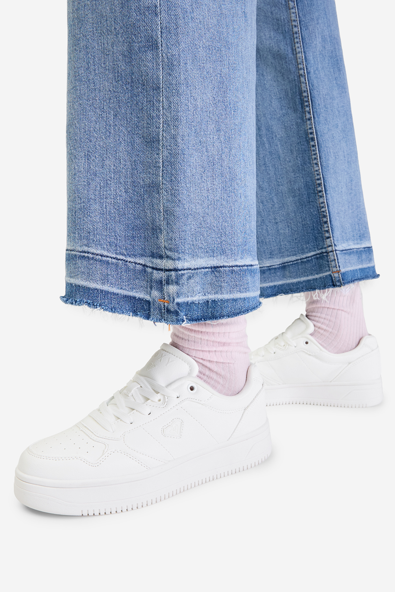 Sneakersy Bílá