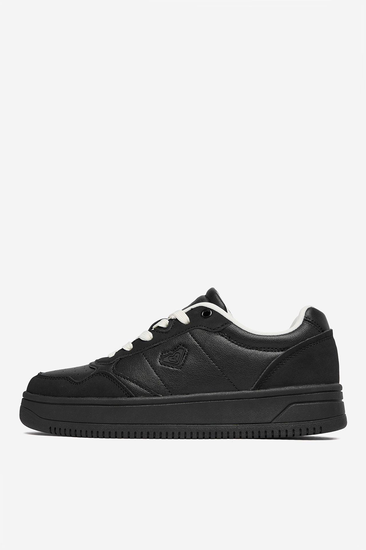 Sneakersy Černá