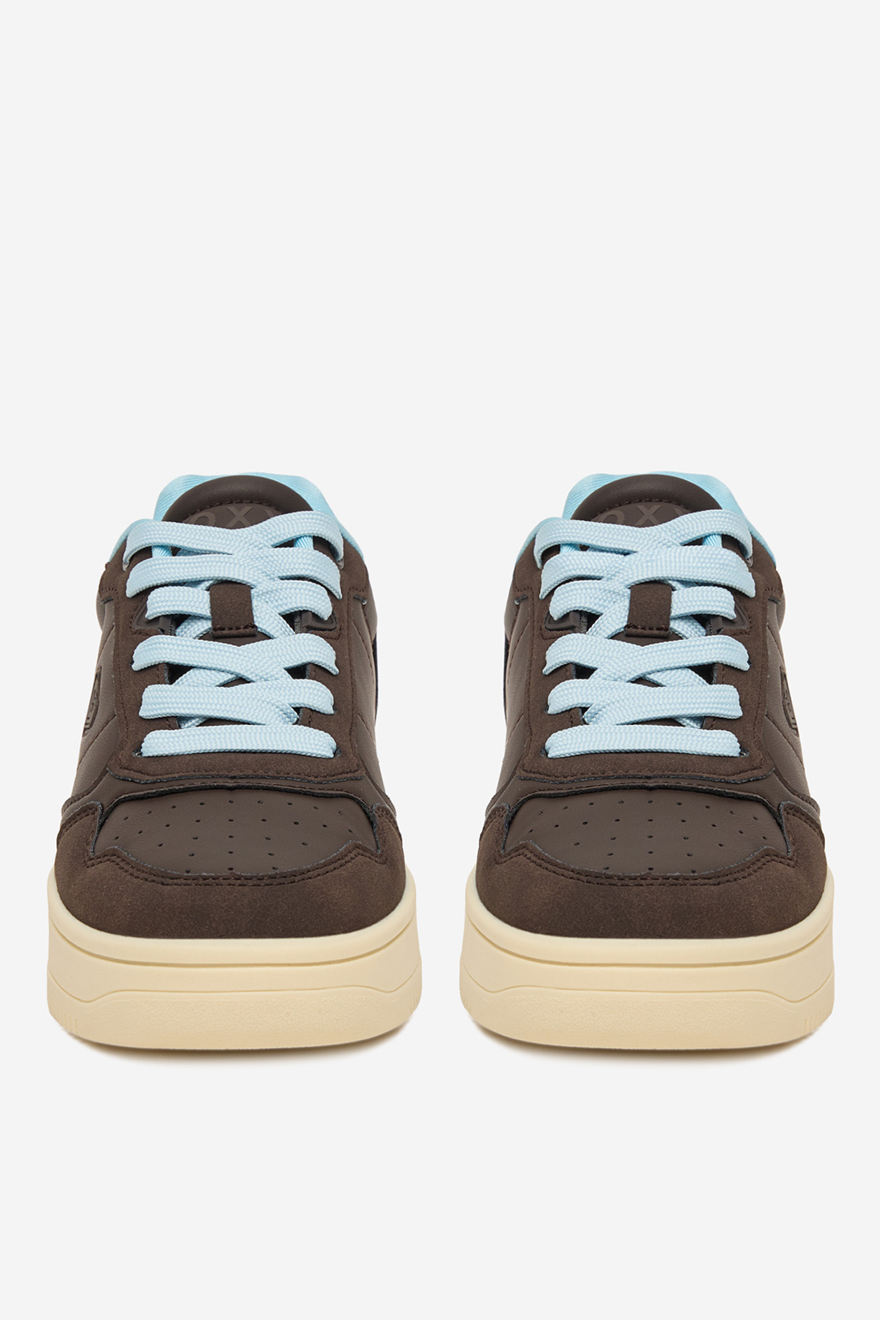 Sneakersy Hnědá