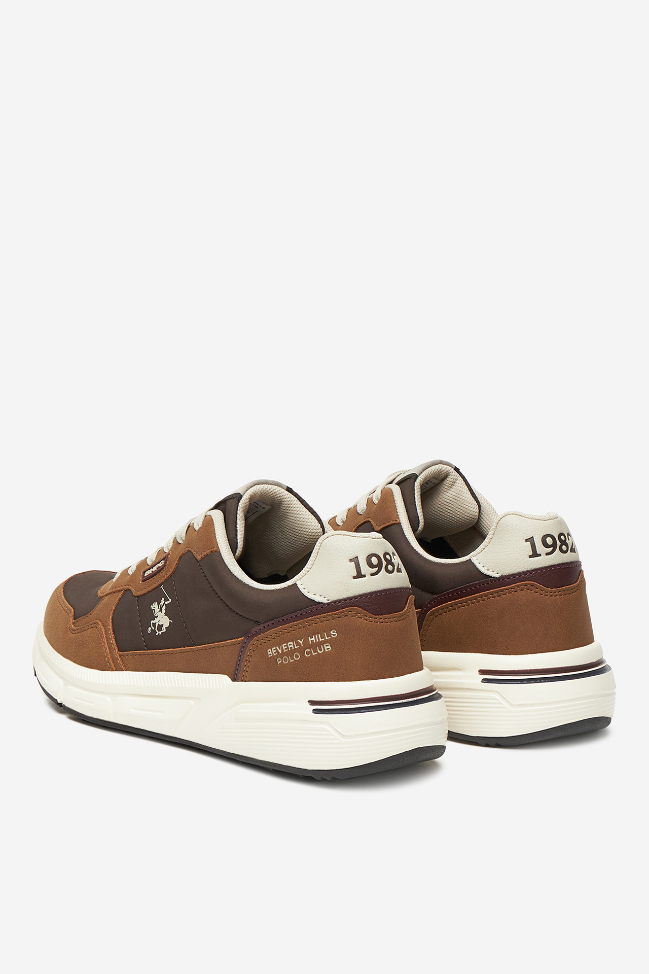 Sneakersy Hnědá