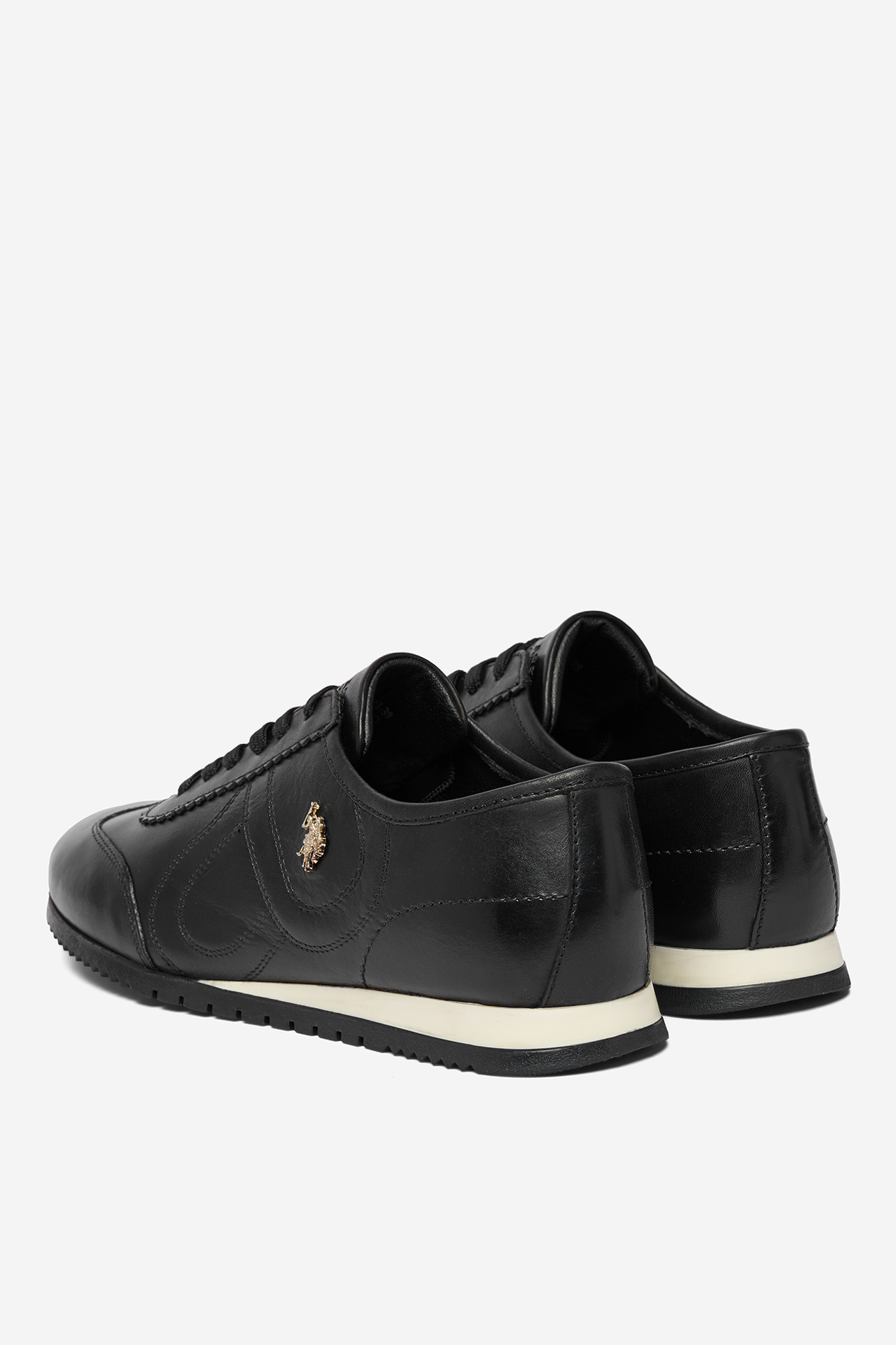 Sneakersy Černá