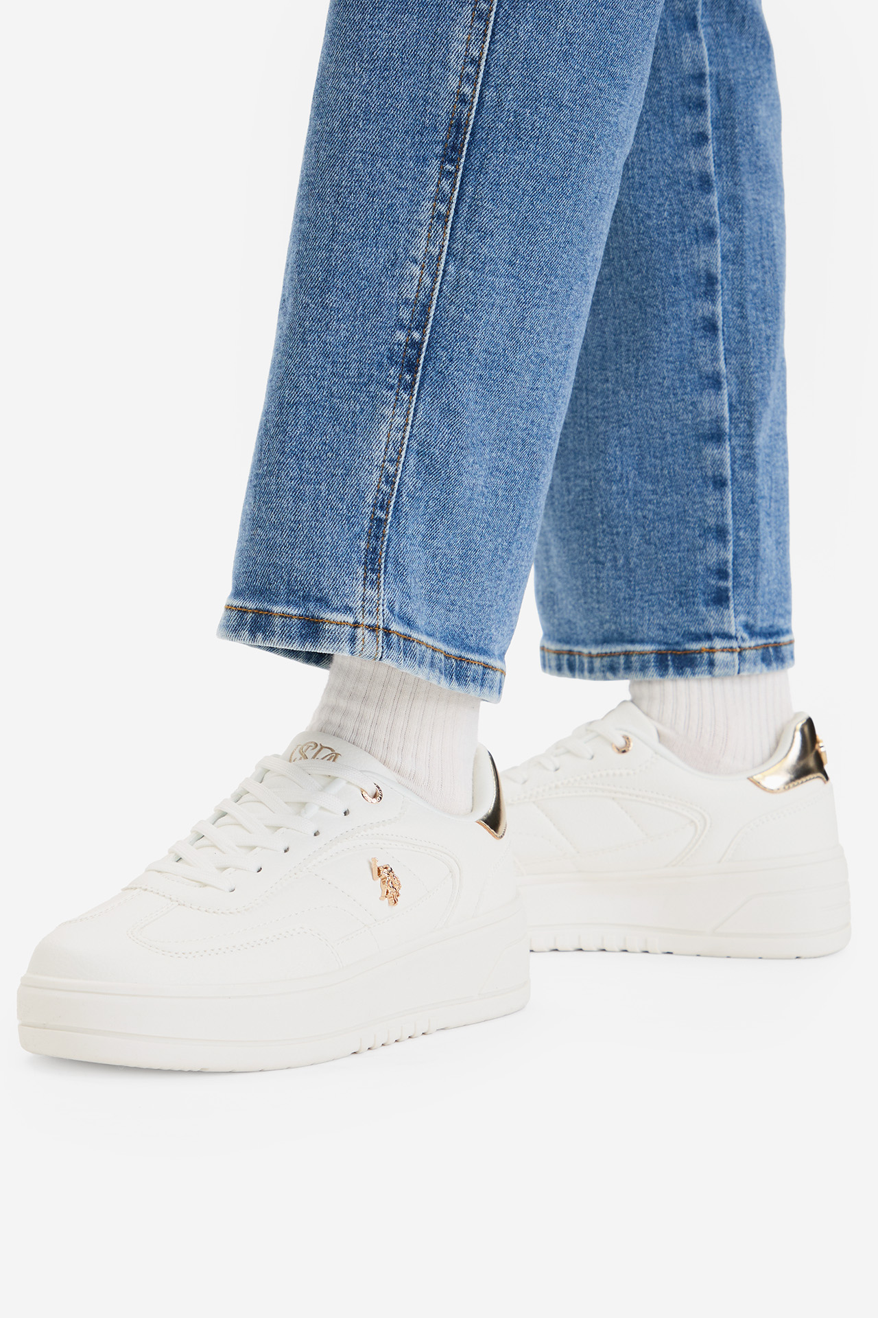 Sneakersy Bílá