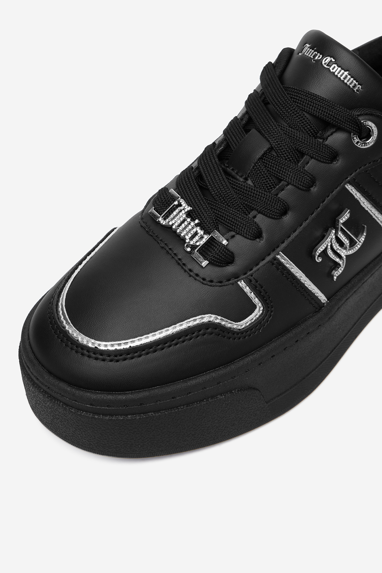Sneakersy Černá