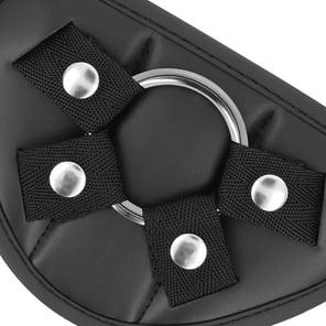 Cyber Strap - Arnés Con Dildo Y Bala Control Remoto Tecnología Watchme M