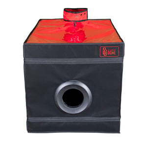 Kink Club La Niche Cabin Black & Red