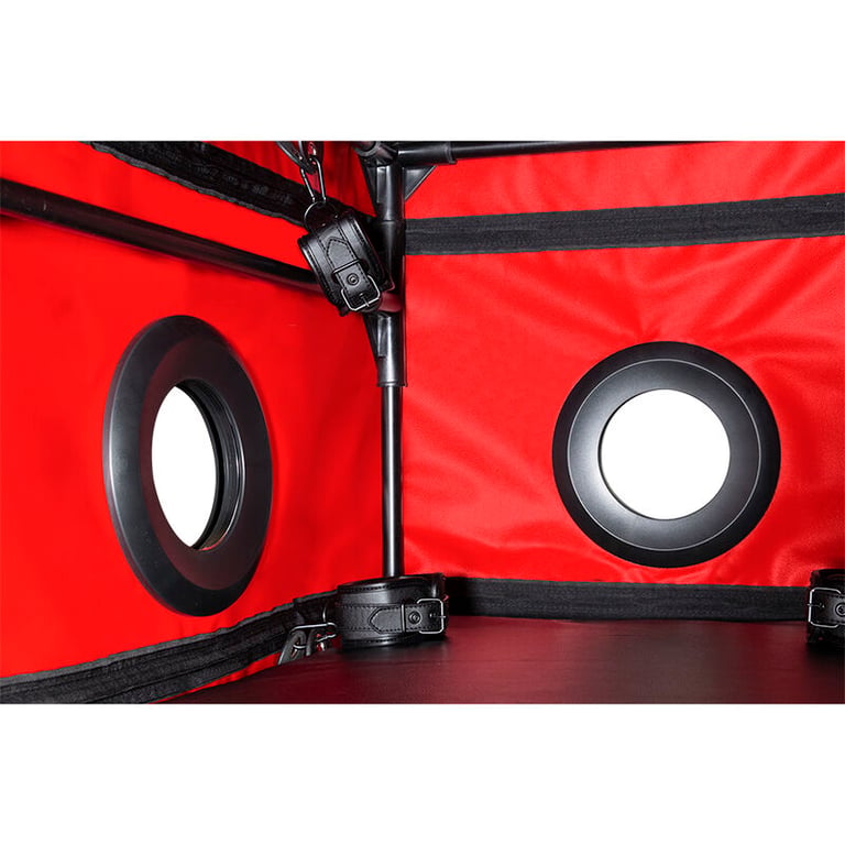 Kink Club La Niche Cabin Black & Red
