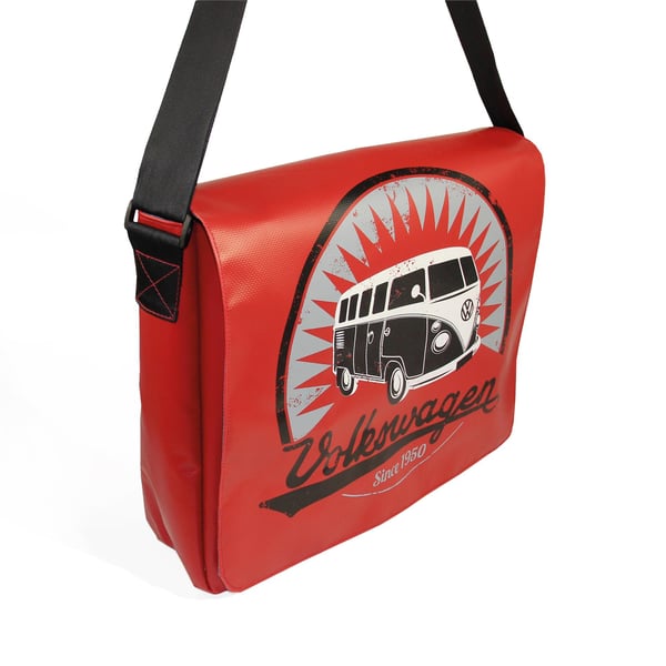 Image of Schultertasche VW Collection mit Motiv VW Bulli T1 rot