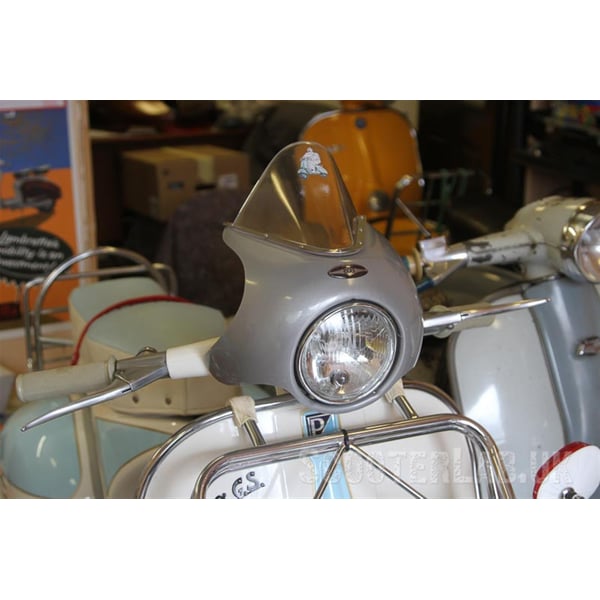 Image of Flyscreen SLUK Fireball 166 für Vespa 125 GTR/TS/150 SprintV/180-200
Rally