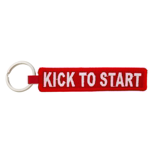 Image of Schlüsselanhänger mit Motiv "KICK TO START"