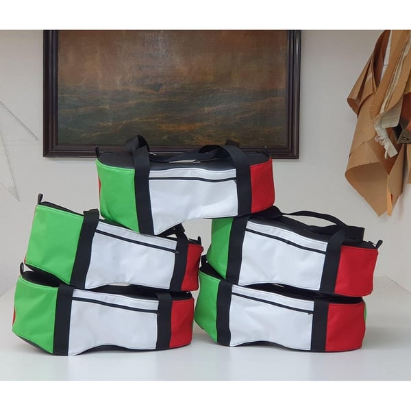 Image of Helmfachtasche weitgehend Gar Italiano für Vespa GTS/GTS Super/GTV/GT 60/GT/GT L 125-300ccm