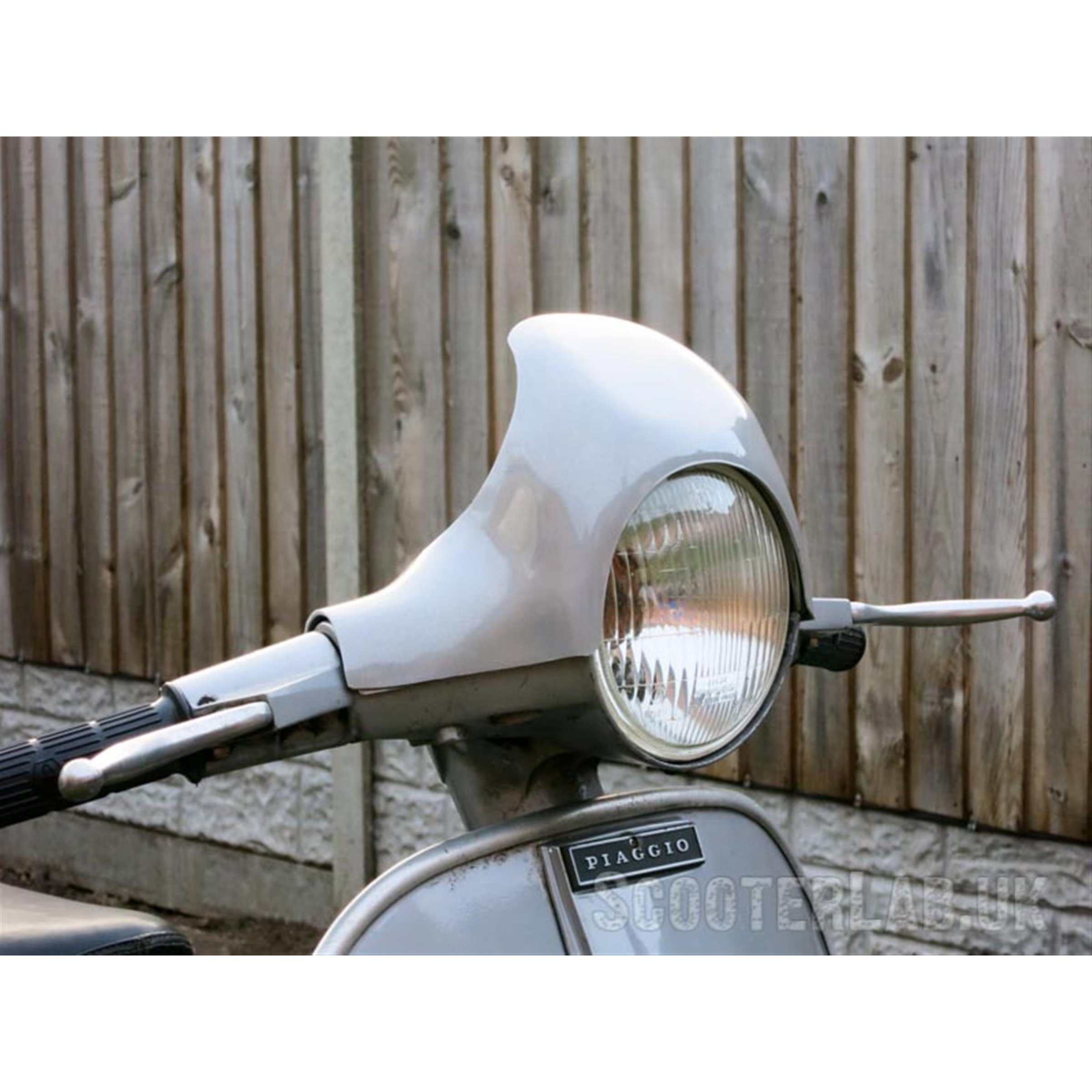 Image of Flyscreen SLUK Sport für Vespa P80-150X/PX80-200E /Lusso 1°/P150S/P200E für Vespa P80-150X/PX80-200E /Lusso 1°/P150S/P200E