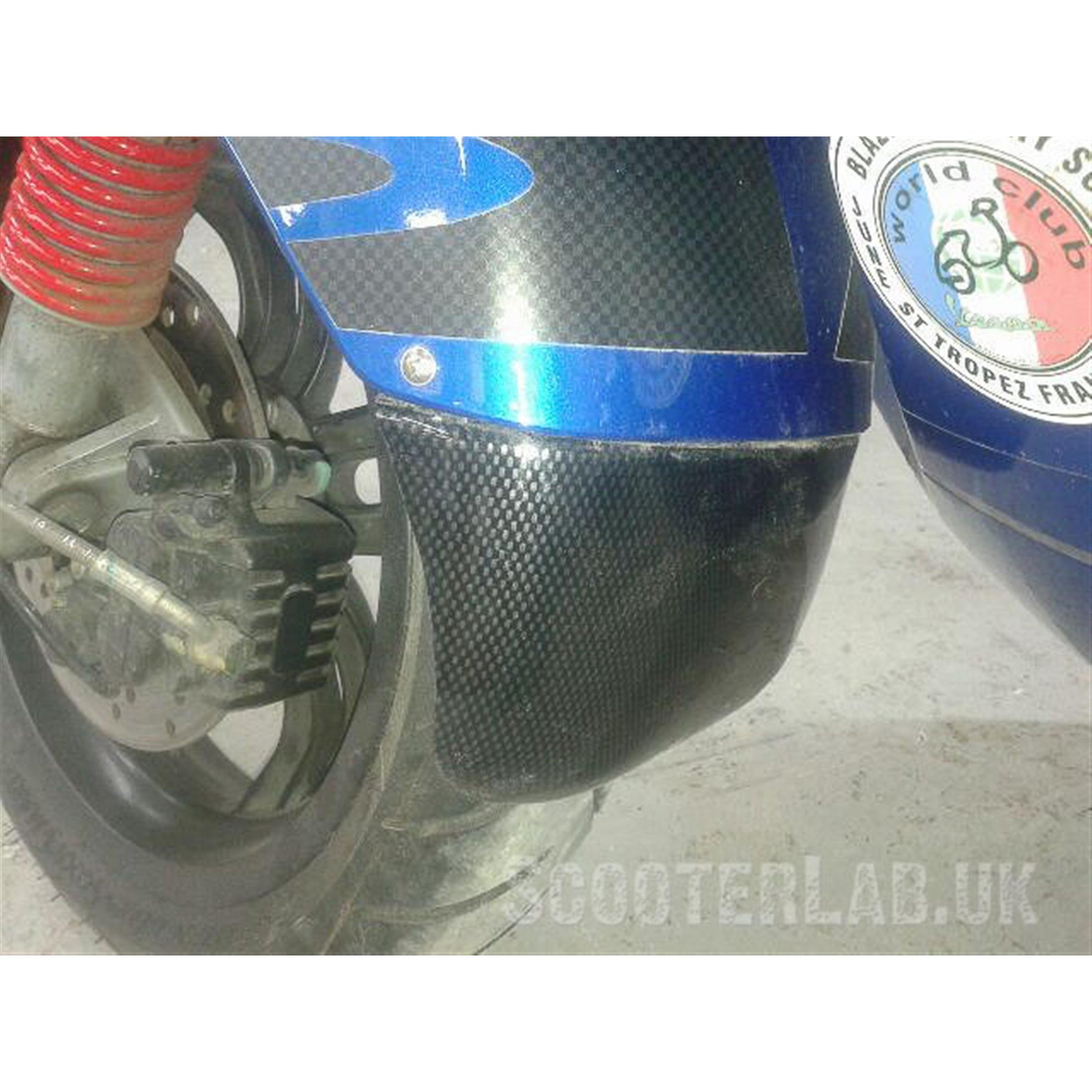 Image of Spritzschutz SLUK Guard Original, Kotflügel vorne Material: Kunststoff weiß für Vespa GTS/GTS Super/GTV/GT 60/GT/GT L 125-300ccm (-'18) für Vespa GTS/GTS Super/GTV/GT 60/GT/GT L 125-300ccm (-'18)