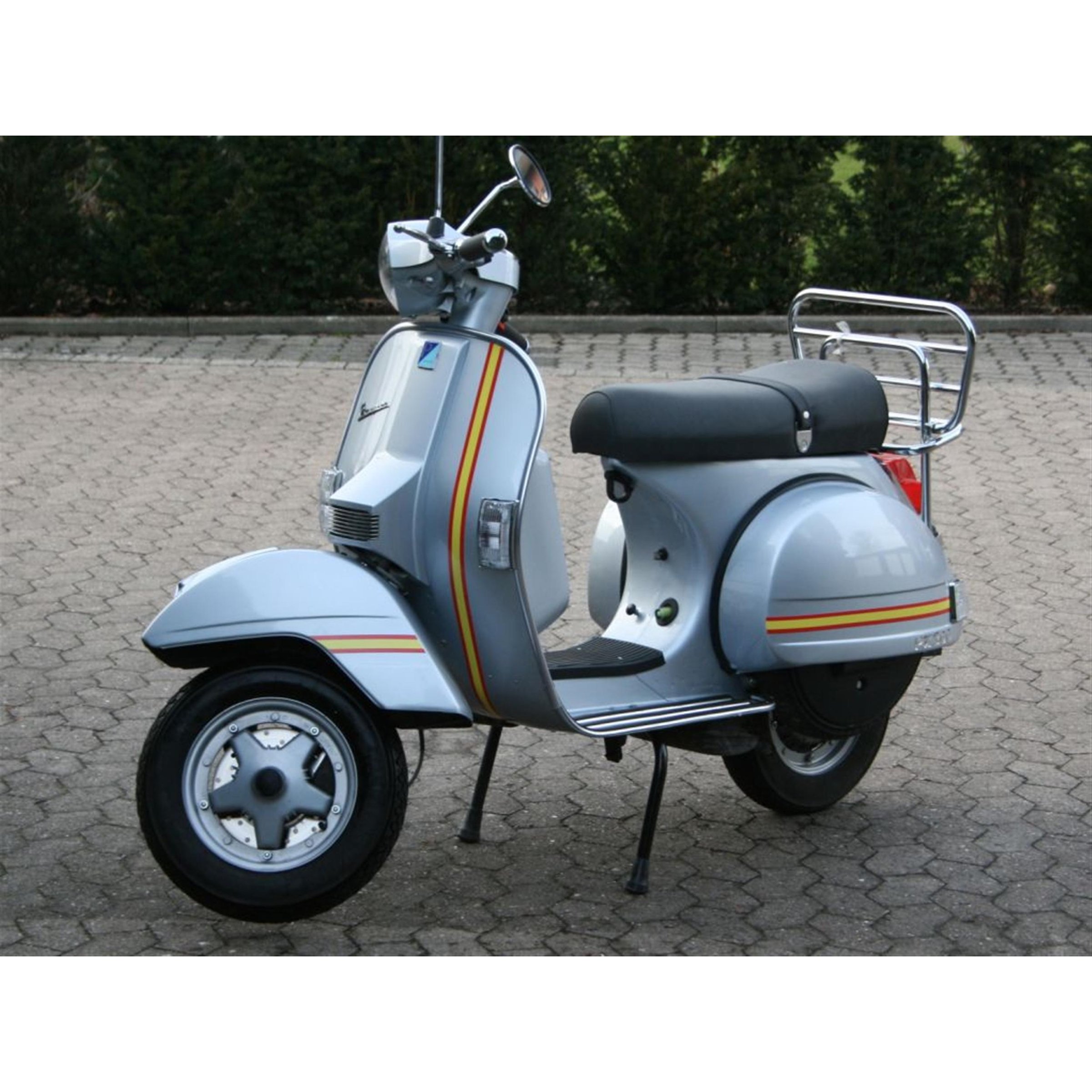 Image of Aufkleberset mit Motiv "Spanish Stripes"