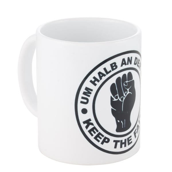 Image of Tasse UM HALB AN DER BAR weiß/schwarz