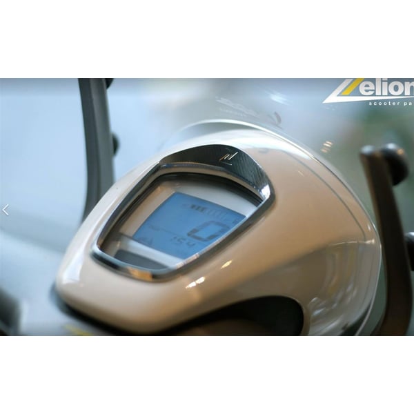 Image of Zierring Tachometer ZELIONI für Vespa 946 3V i.e. 125ccm