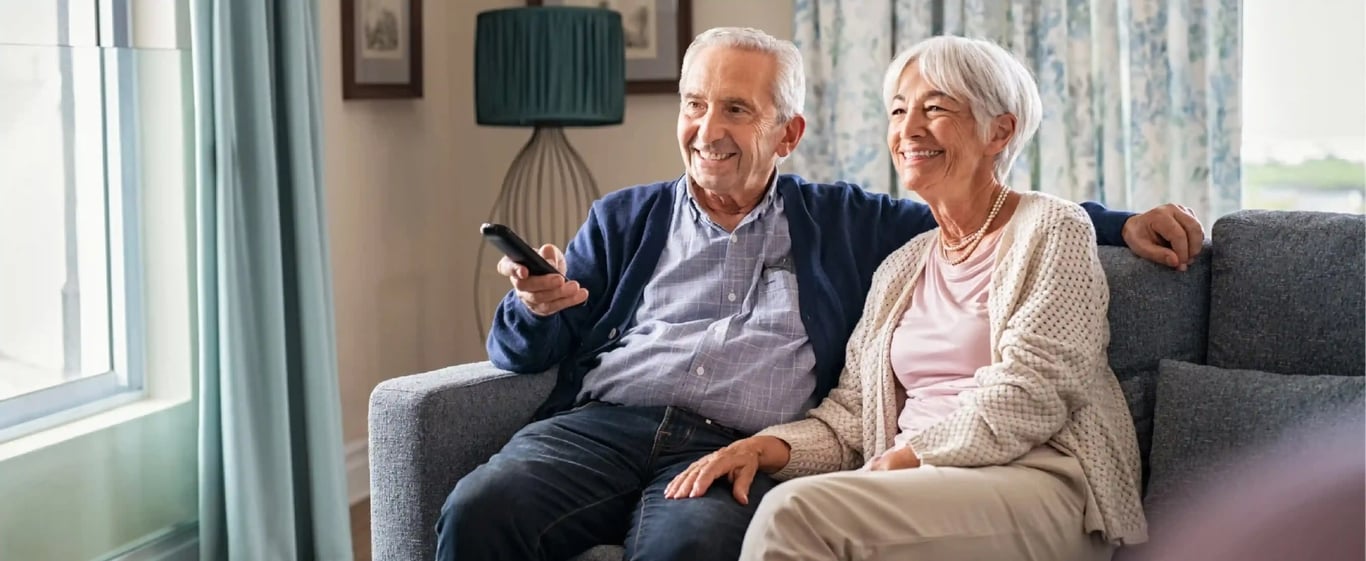 What is the ideal room temperature for comfortable living across different ages, including children and adults?