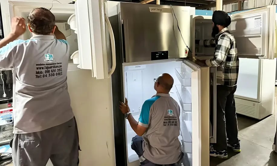 Refrigerator and freezer repair service in Dubai