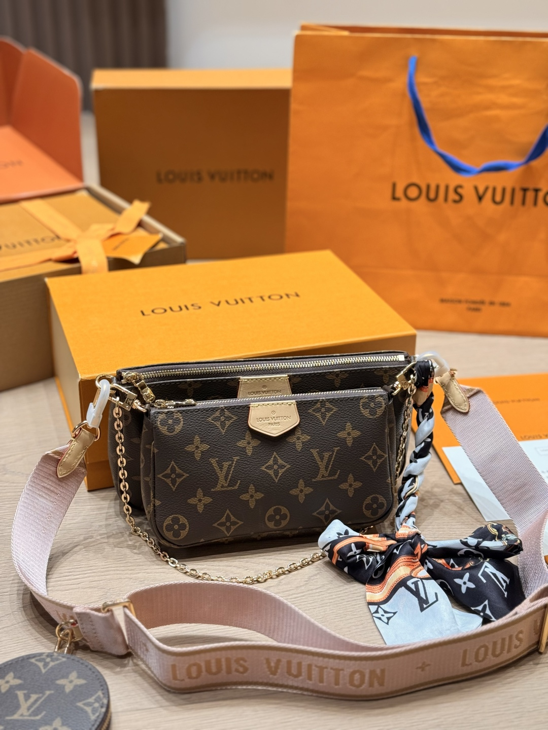 Louis Vuitton Multi Pochette Accessoires