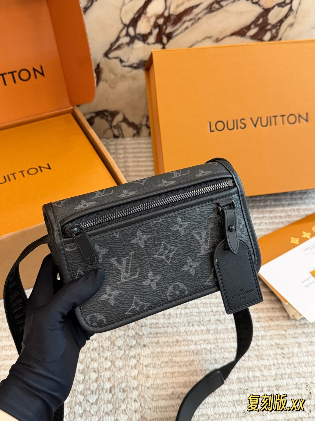 Louis Vuitton Bosphore