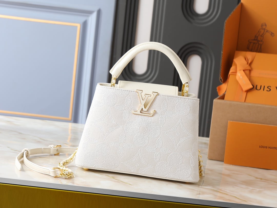 Louis Vuitton Capucines