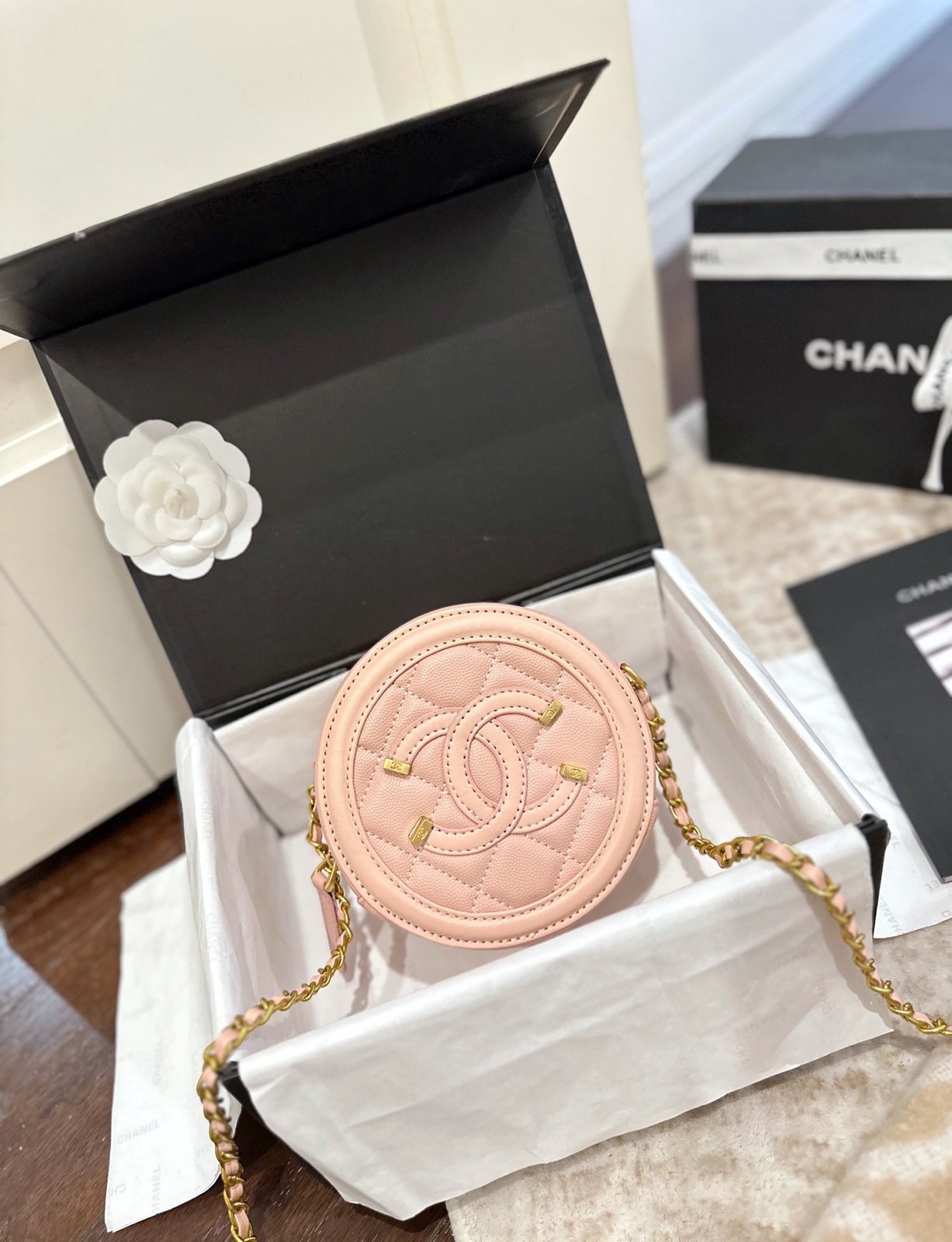 Chanel Filigree Round