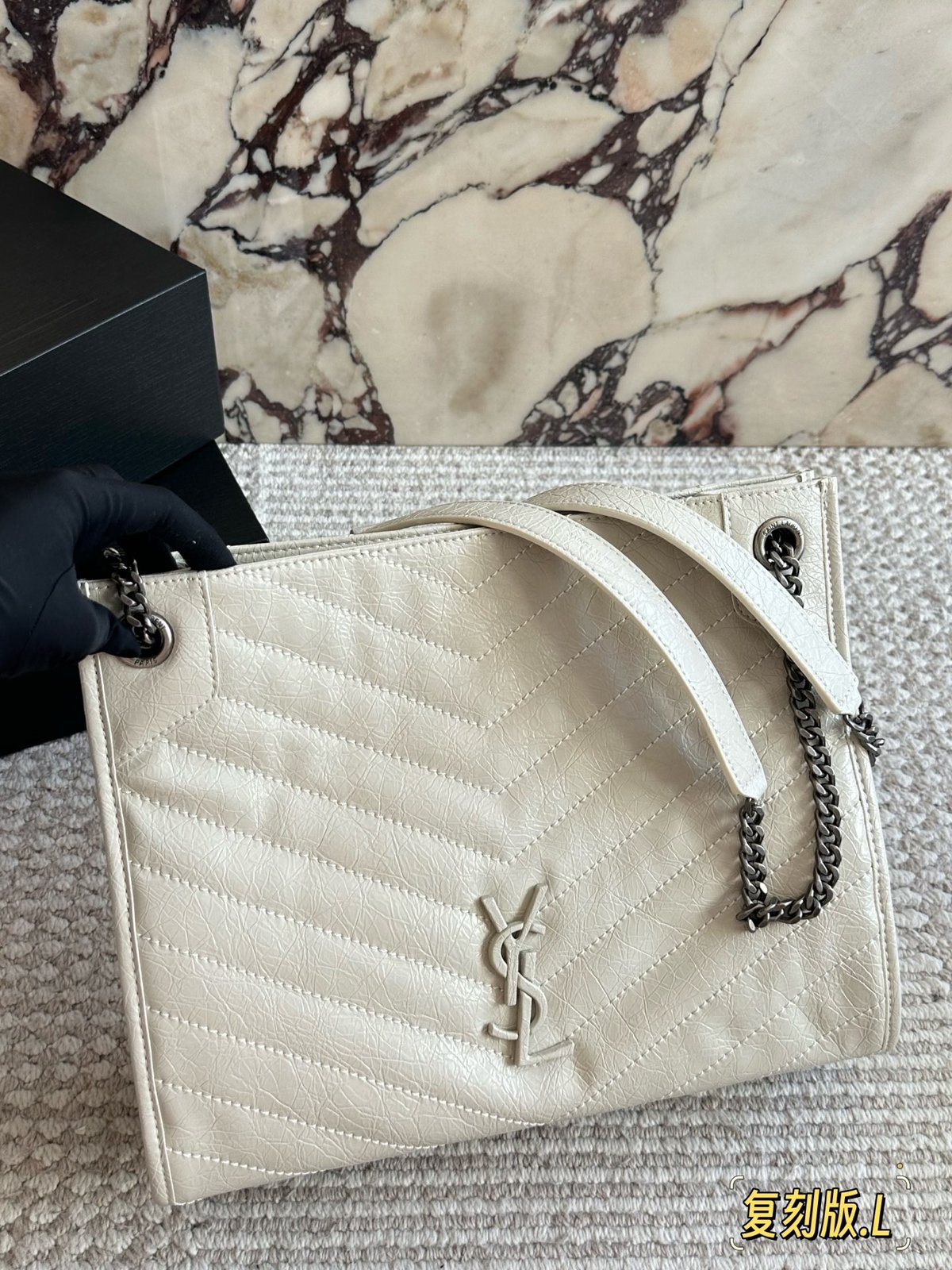 YSL Niki Shopping